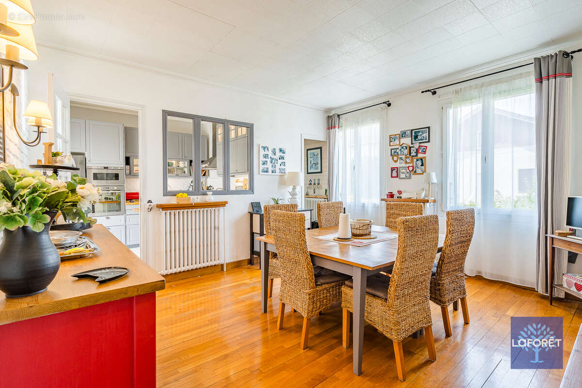 Maison à BOBIGNY