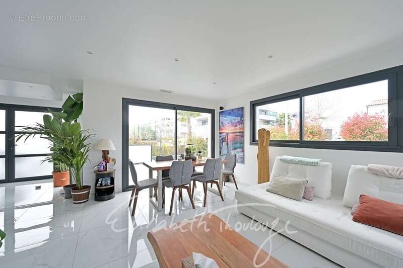 Maison à BAILLARGUES