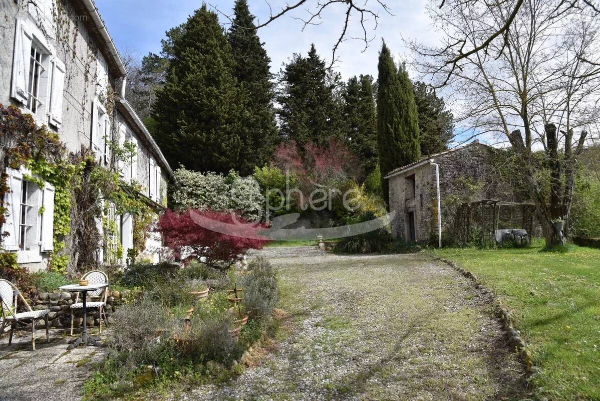 Maison à PEYREFITTE-DU-RAZES