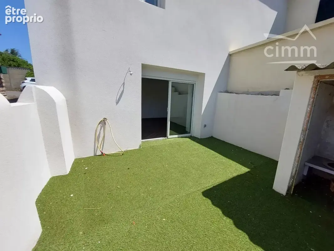 maison de bourg T5 de 153 m² au sol entièrement rénovée - photo 3