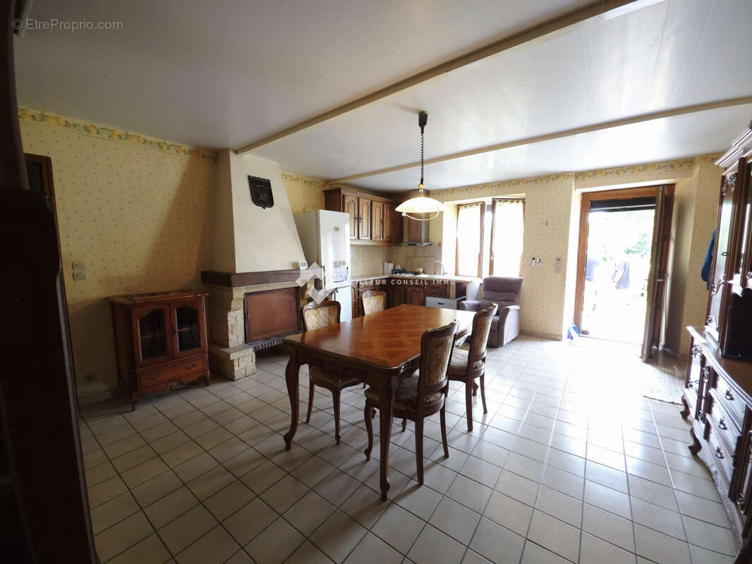 Maison 97 m² à Merdrignac  - photo 5