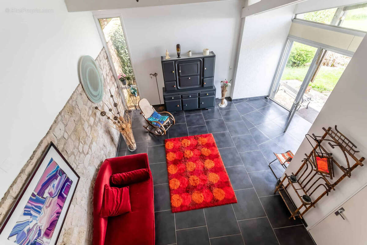 Village property with gite/annexe - photo 8