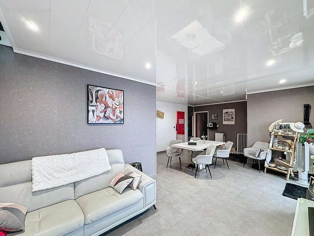 Photo 4 - Maison à SACQUENVILLE