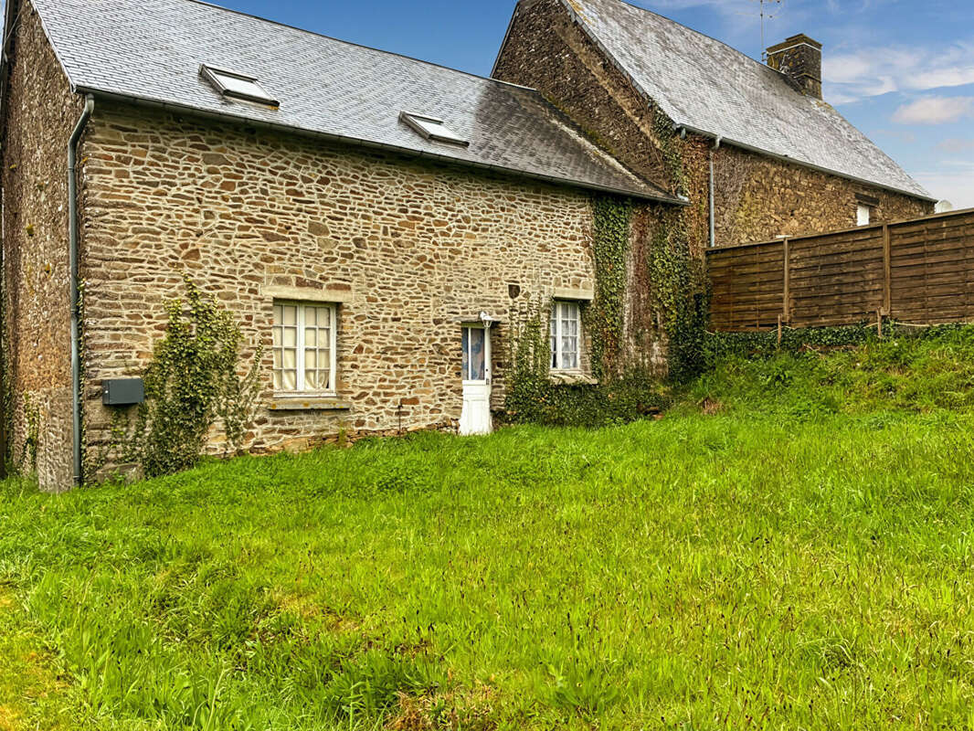 Maison à ANTRAIN