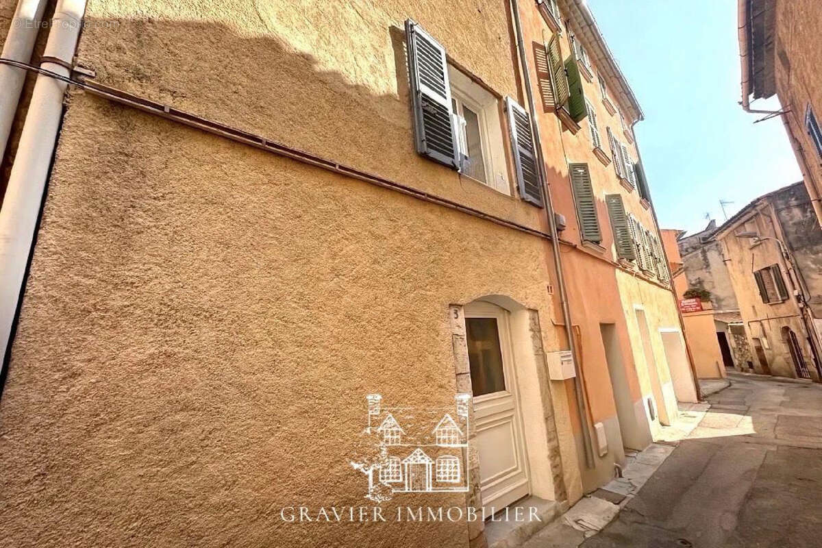 Maison à LA VALETTE-DU-VAR