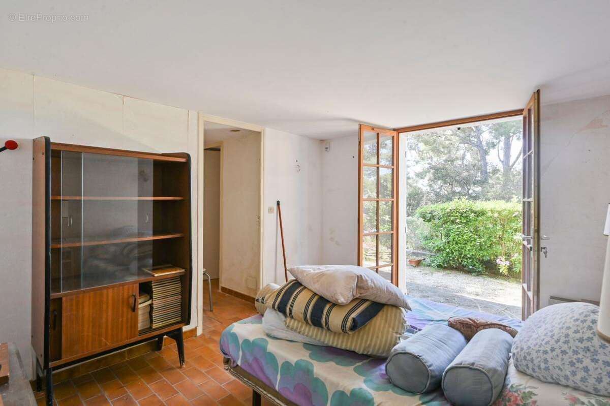 Maison à SIX-FOURS-LES-PLAGES