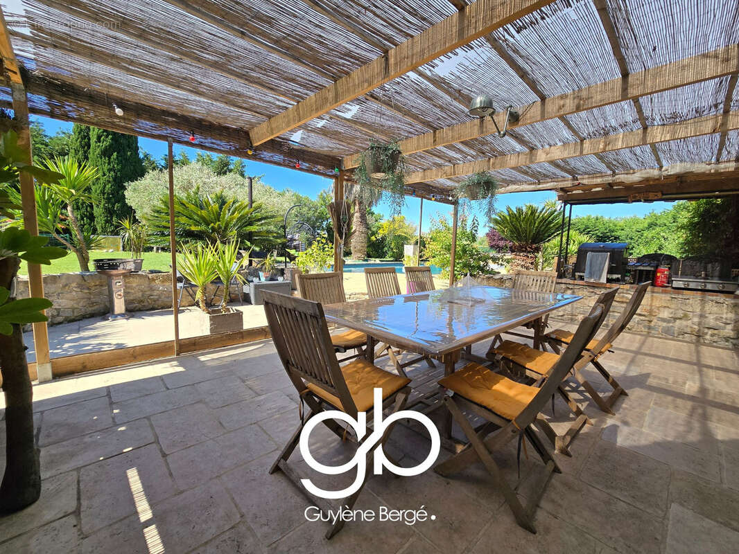 En Exclusivité   Propriété de charme entre Montpellier et la Camargue - photo 4