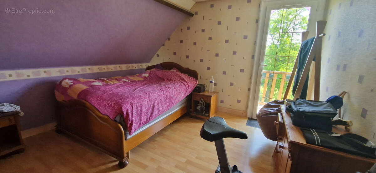 Autre à YVILLE-SUR-SEINE