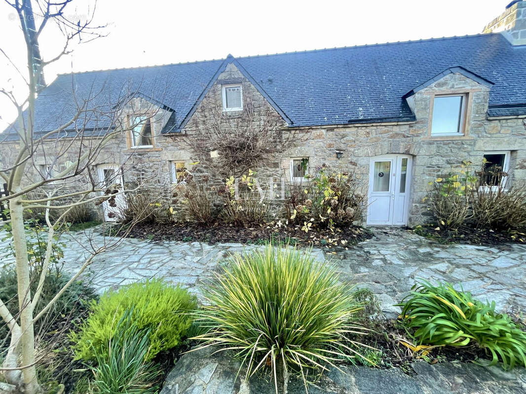 Maison à SAINTE-HELENE