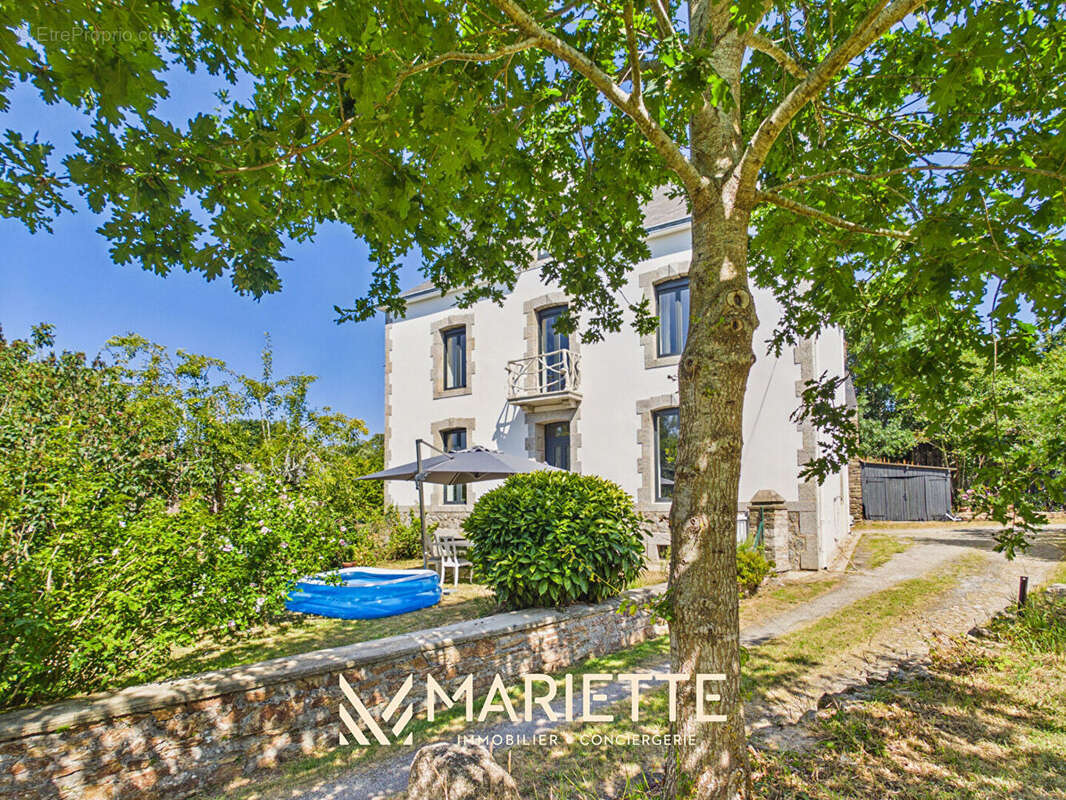 "LA MÉTAIRIE" Entre terre et mer - Maison de maître de 197 m² avec bâtiments - photo 17