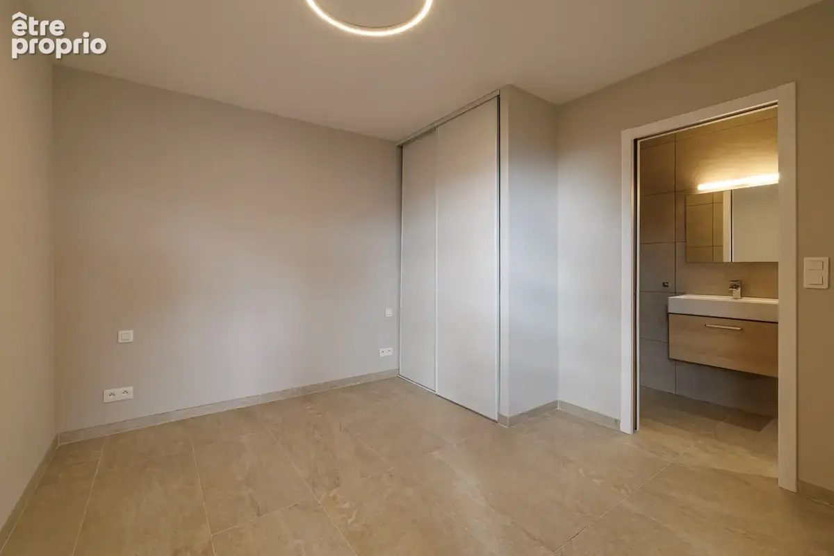 Nice    Gairaut  Maison contemporaine 173 m2  Terrain 720 m2  Domaine sécurisé - photo 13