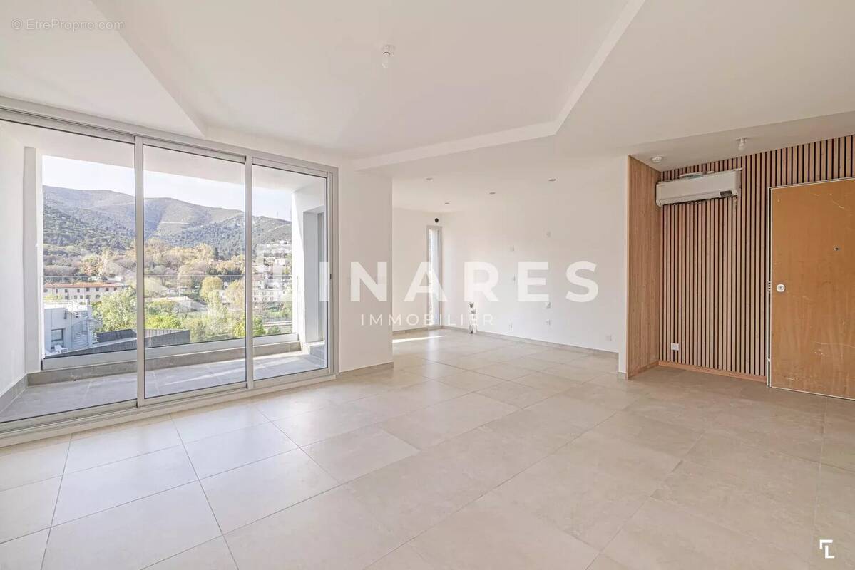 Appartement à MARSEILLE-11E