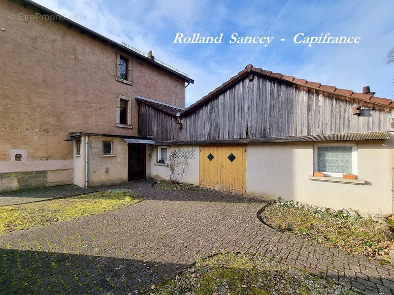 Maison à DAMPIERRE-LES-BOIS