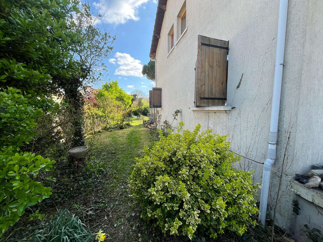 Maison à VAUJOURS