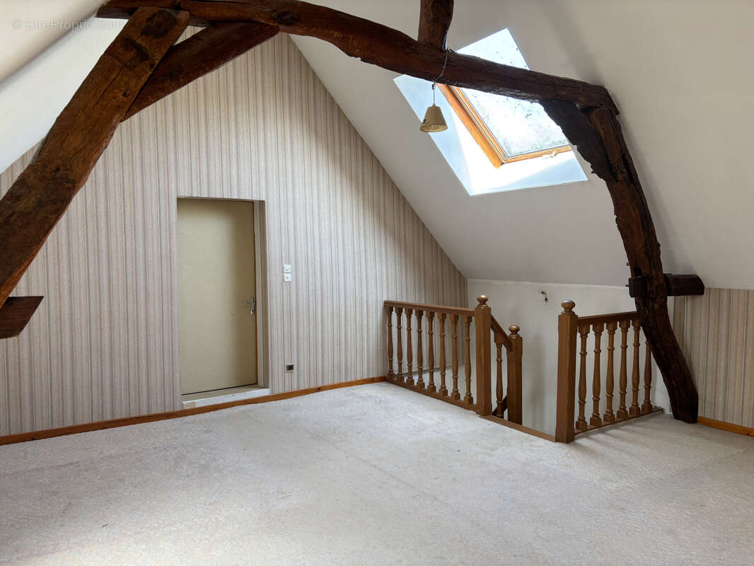 Maison à MAUVES-SUR-HUISNE