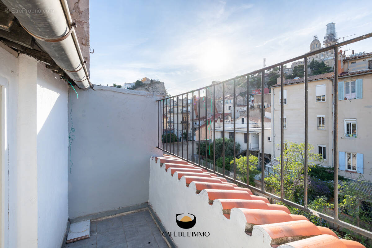 Appartement à MARSEILLE-6E