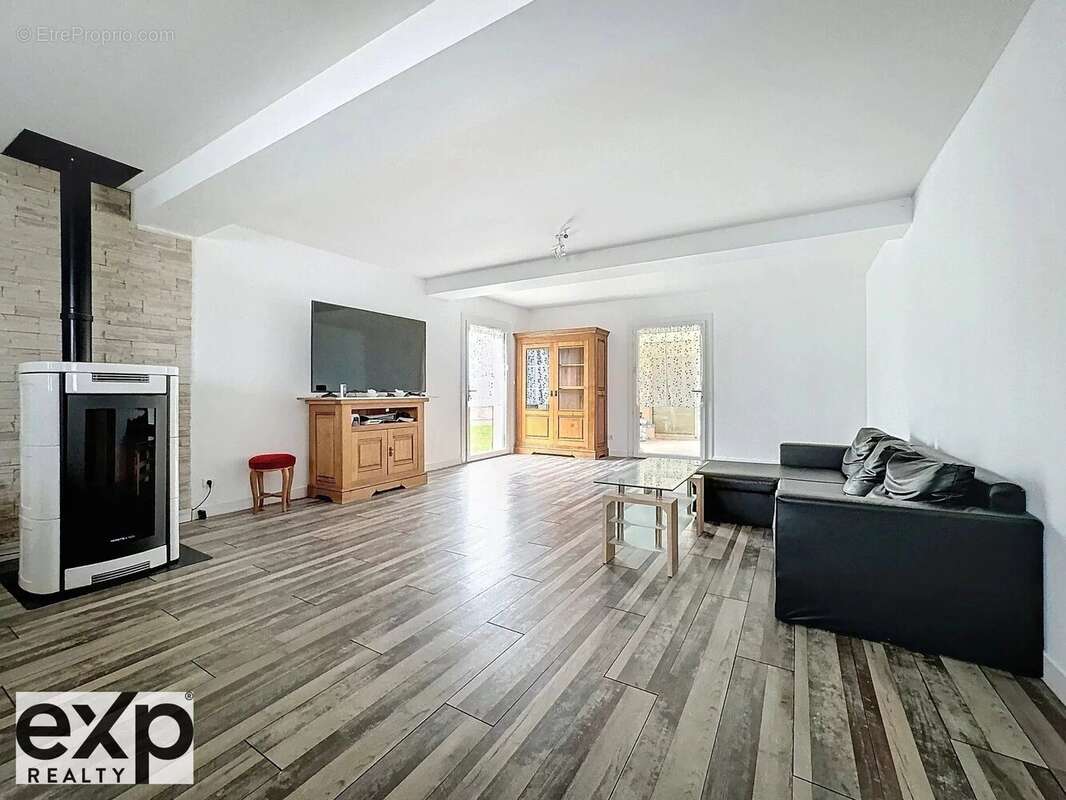 Maison à PACY-SUR-EURE