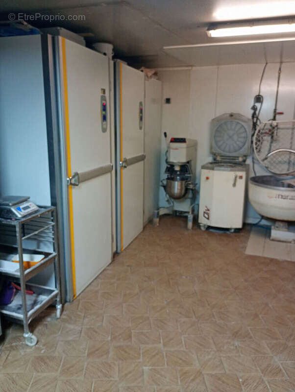 Commerce à INGUINIEL