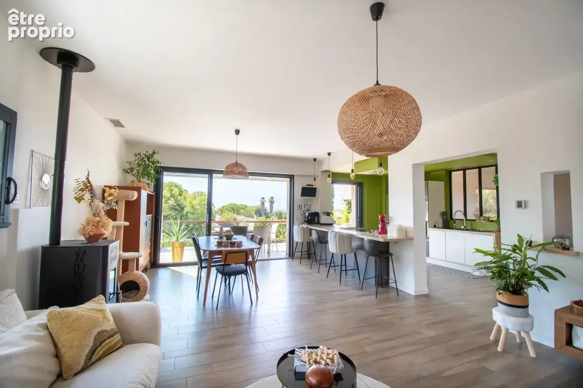 Bas Saint-Clair  Villa d'exception avec vue mer, piscine et prestations haut de gamme - photo 3