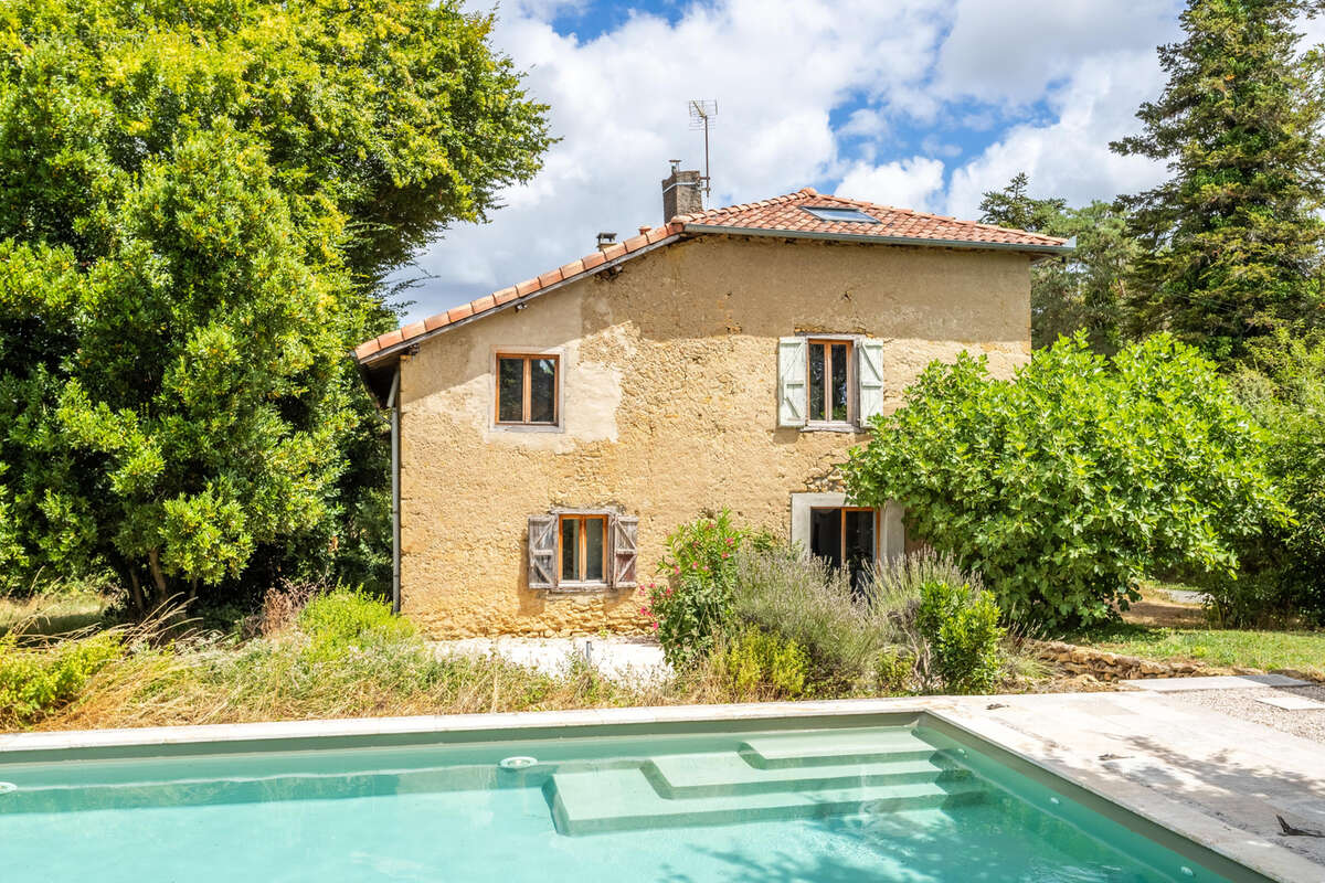 Propriété en pierre avec piscine - photo 29