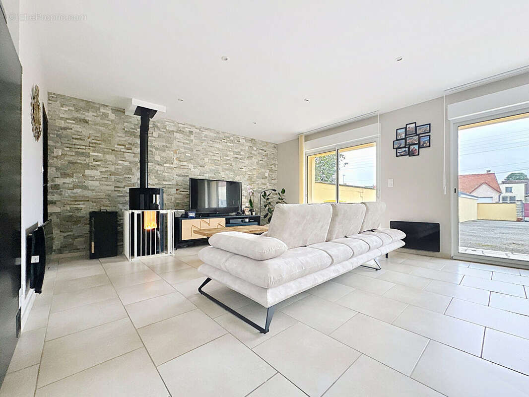 Maison à POISVILLIERS