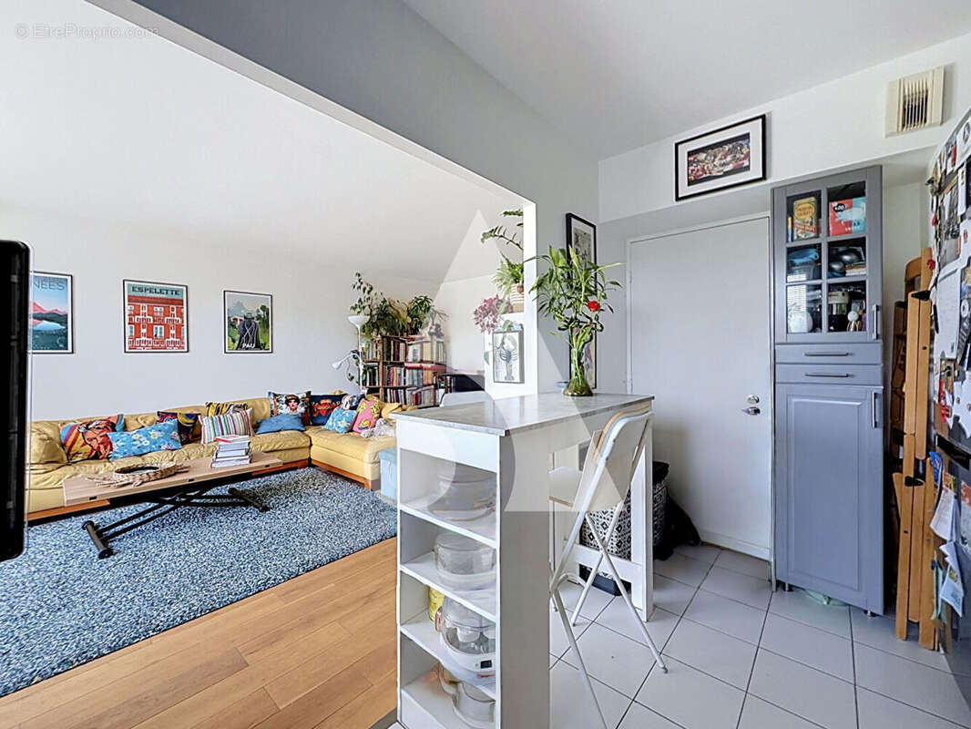 Appartement Rueil Malmaison 3 pièce(s) 70.2 m2 - photo 10