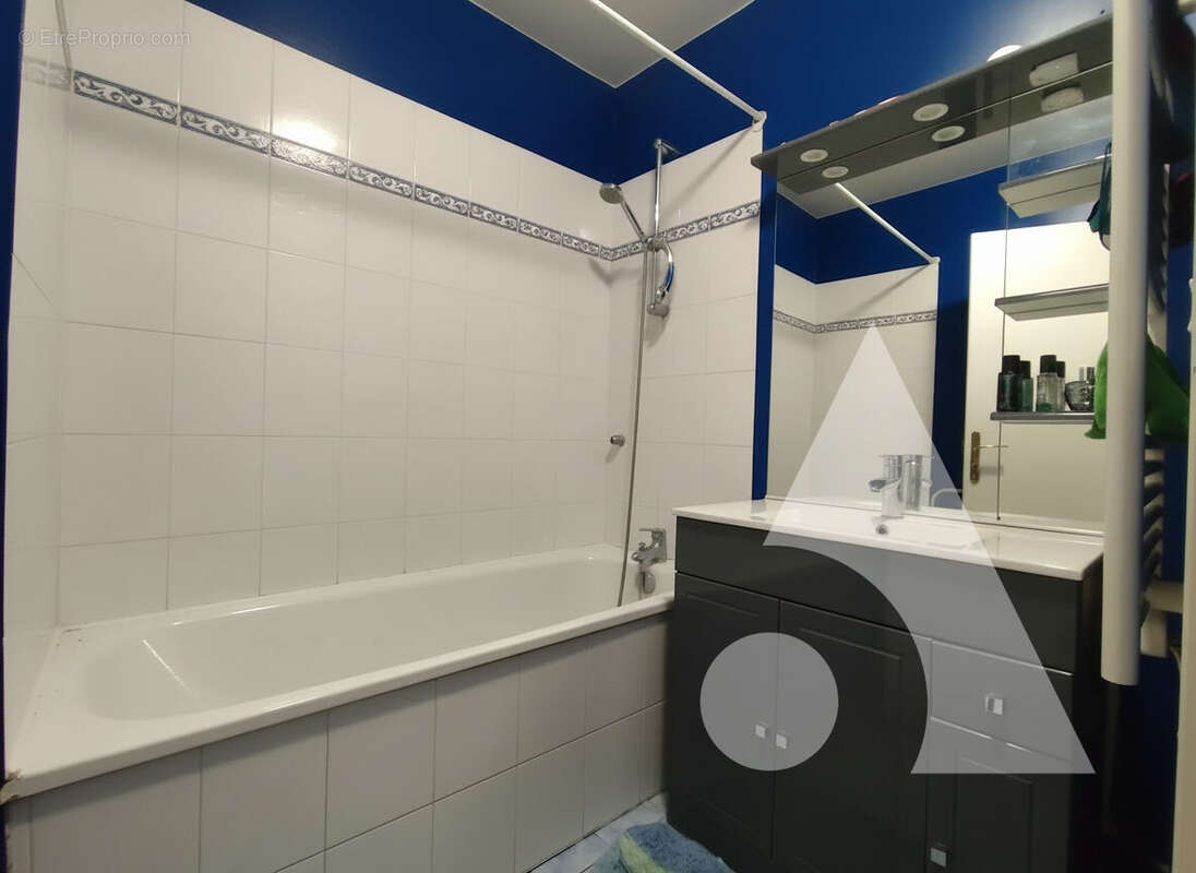 Appartement à CORBEIL-ESSONNES