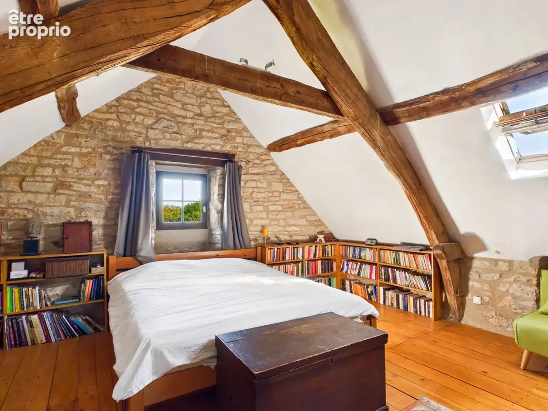 Propriété de caractère en pierre avec quatre habitations, piscine et dépendances - photo 11