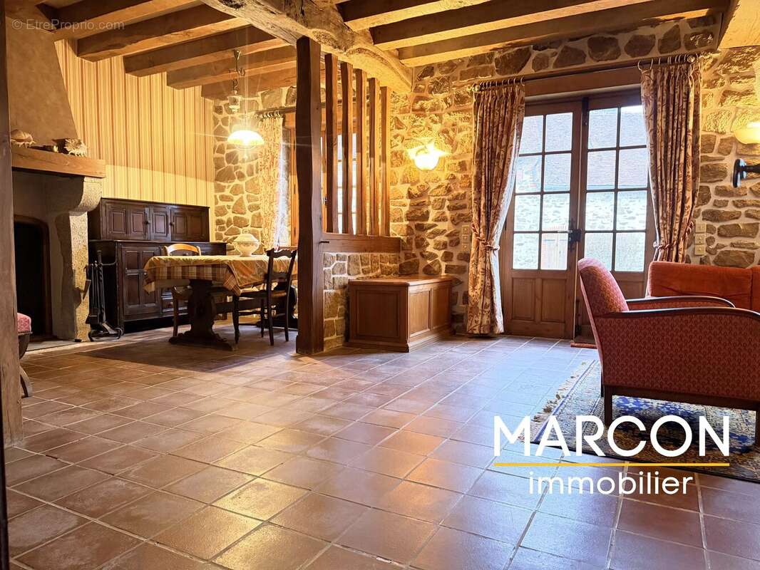 Ensemble de 2 maisons sur le secteur des 3 lacs - photo 7