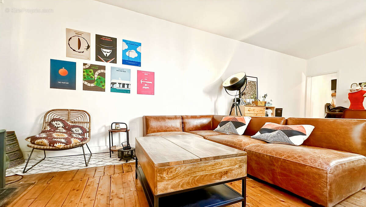 Appartement à PARIS-10E