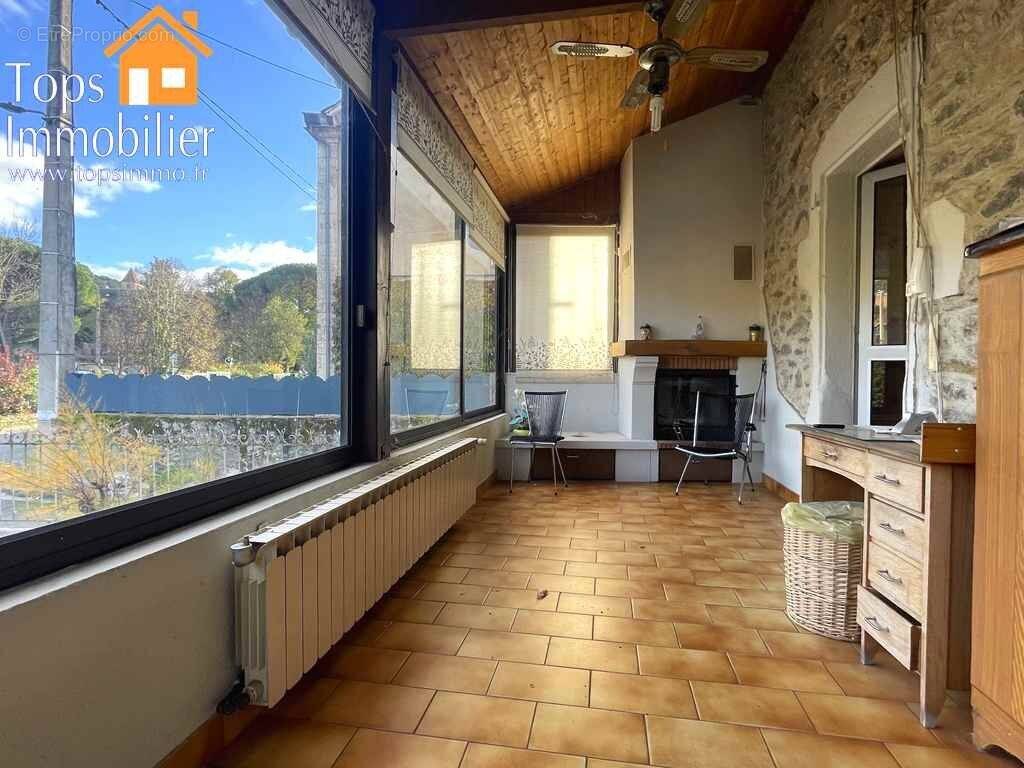Maison à VILLEFRANCHE-DE-ROUERGUE