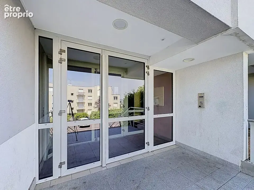 Investissement ou premier achat : studio 20 m2 au Trihome, à deux pas du Vélodrome - photo 2
