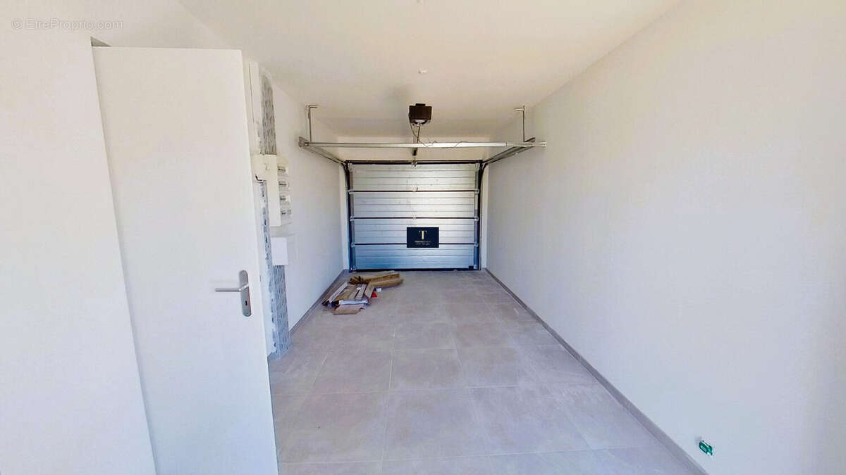 Maison à SAINT-ANDRE-DE-ROQUELONGUE