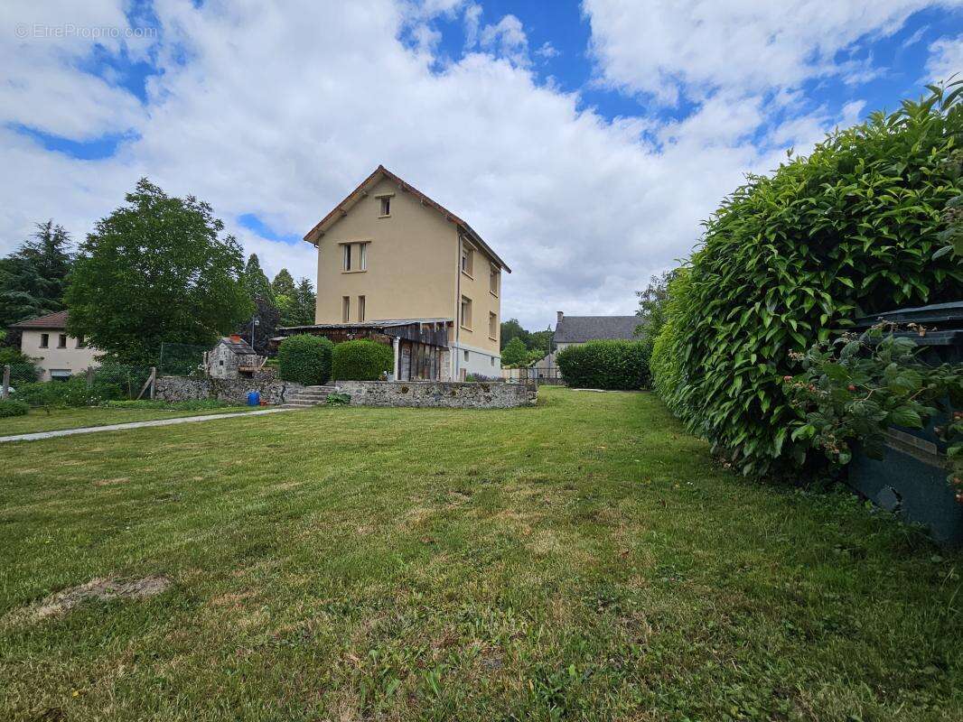Maison 136 m² à Valliere  - photo 4
