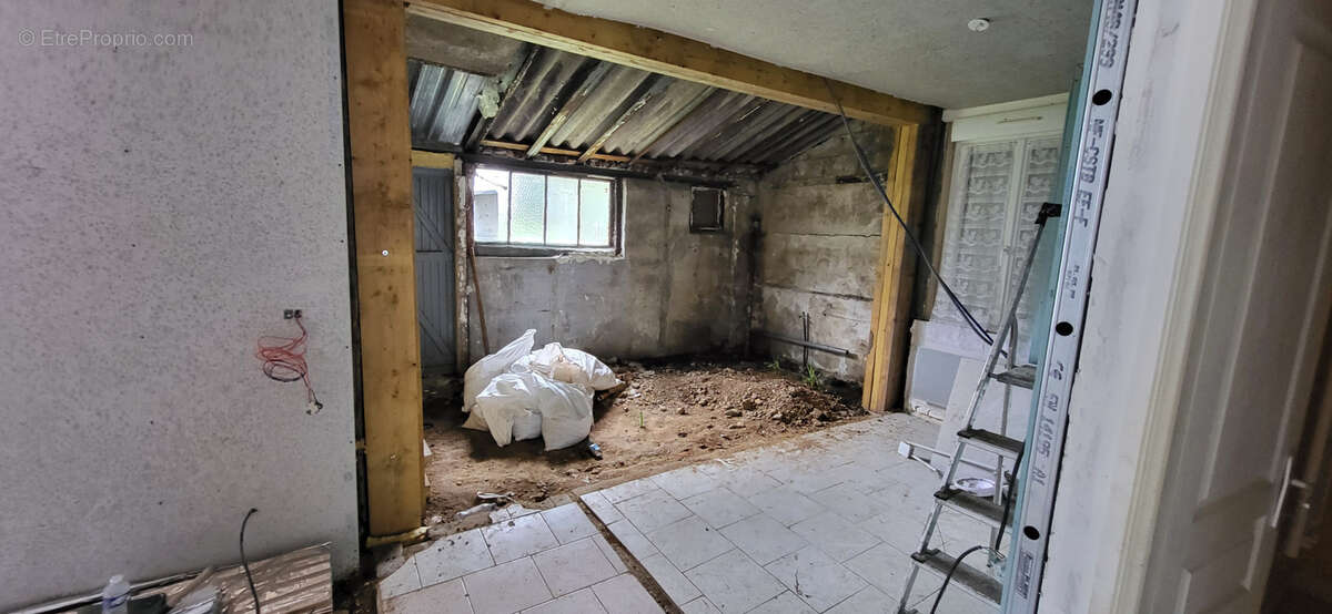 Maison à SAINT-NICOLAS-D'ALIERMONT