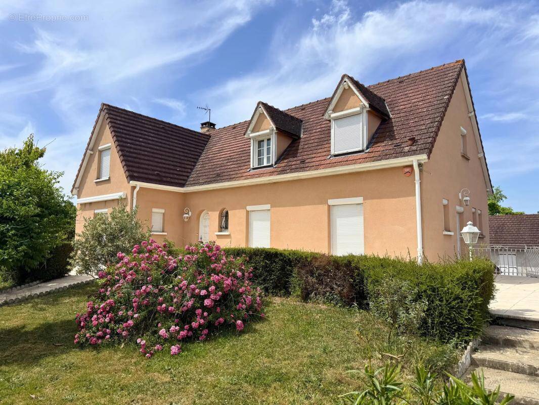 Maison à BESSAY-SUR-ALLIER