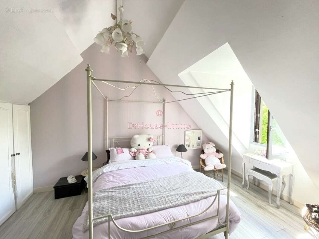 Maison 130 m² à Savigny-Sur-Clairis  - photo 7