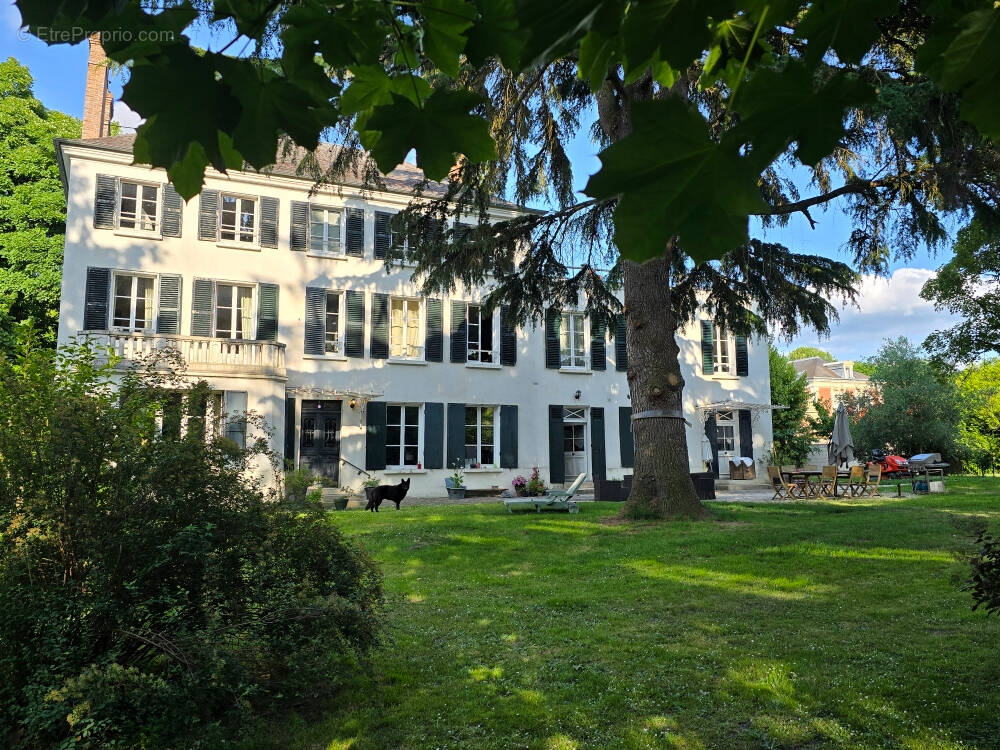 Maison à BOURAY-SUR-JUINE