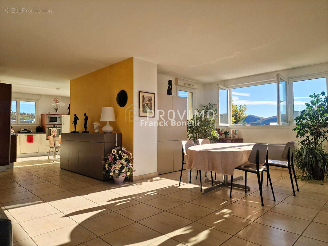 Appartement à ANNEMASSE