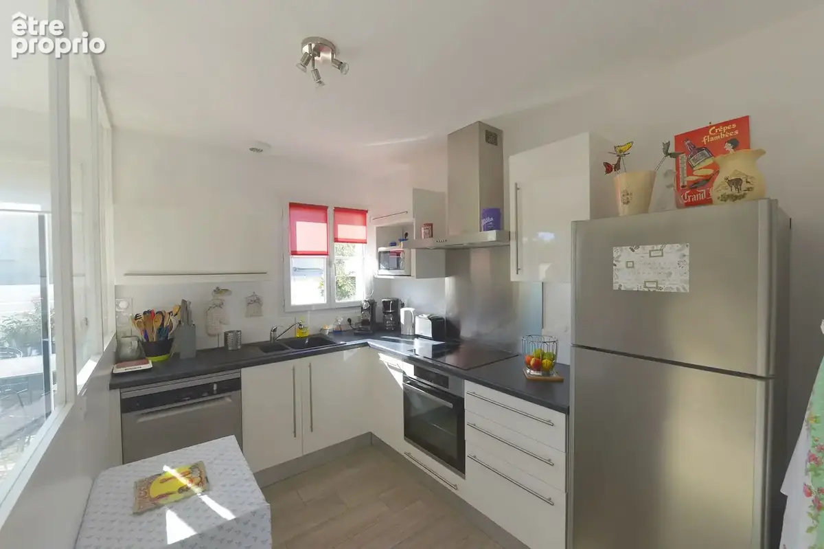 Maison 93 m² à Saint-Georges-De-Didonne  - photo 5