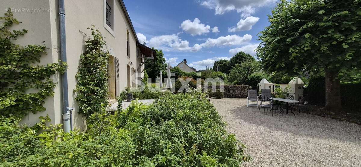 Maison à VEZELAY