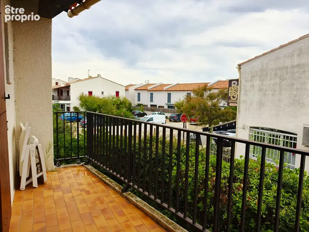 Studio 27 m² climatisé avec balcon & parking - photo 6