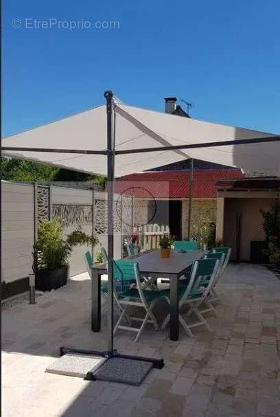 Maison 186 m² à Blandy  - photo 2