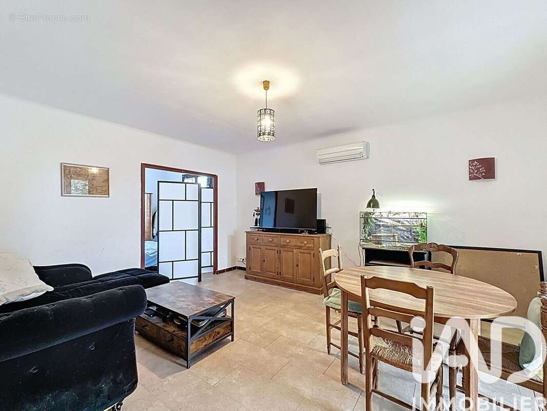 Photo 2 - Maison à SAINT-SATURNIN-LES-AVIGNON