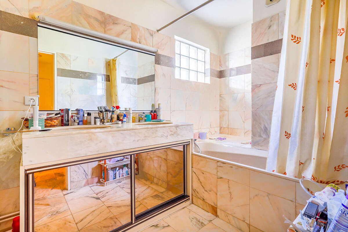 Appartement à PARIS-13E