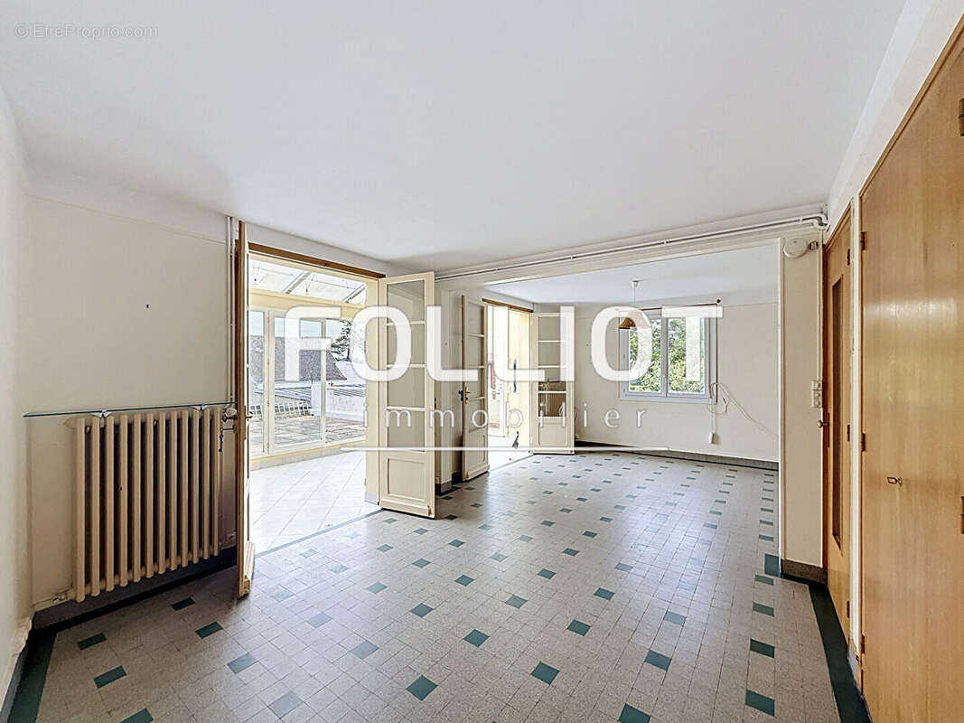 Appartement à SAINT-PAIR-SUR-MER