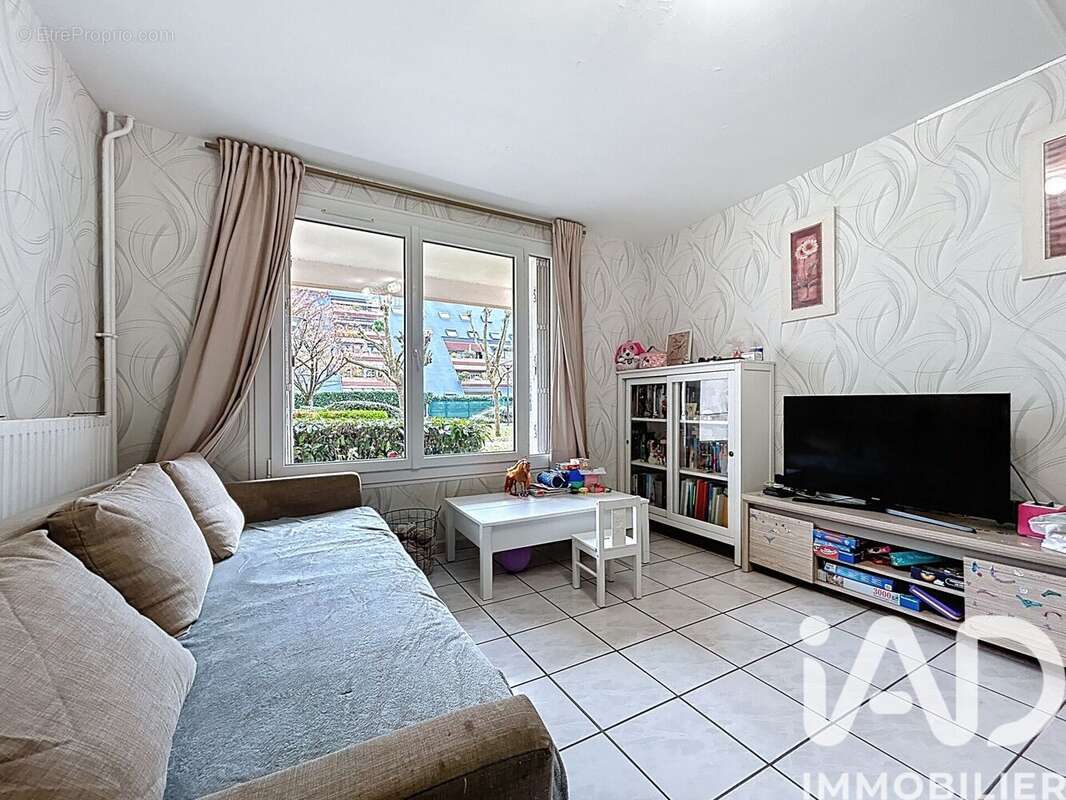 Photo 2 - Appartement à ERAGNY