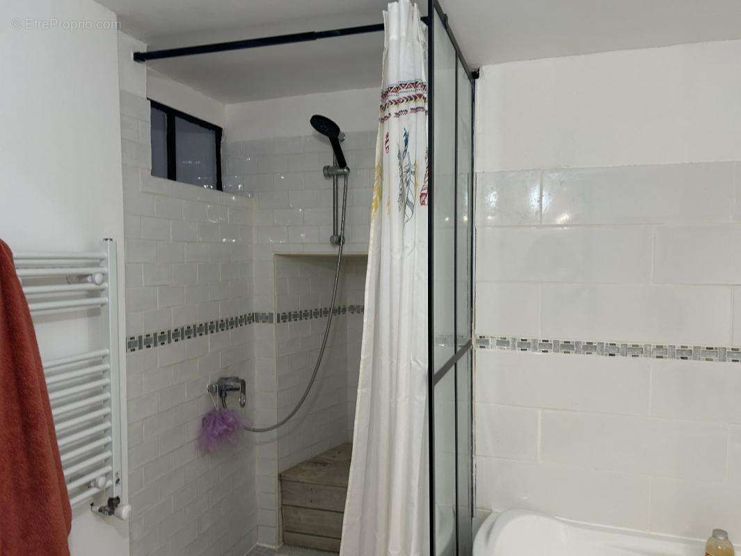 Maison à SAINT-JEAN-D&#039;ANGELY