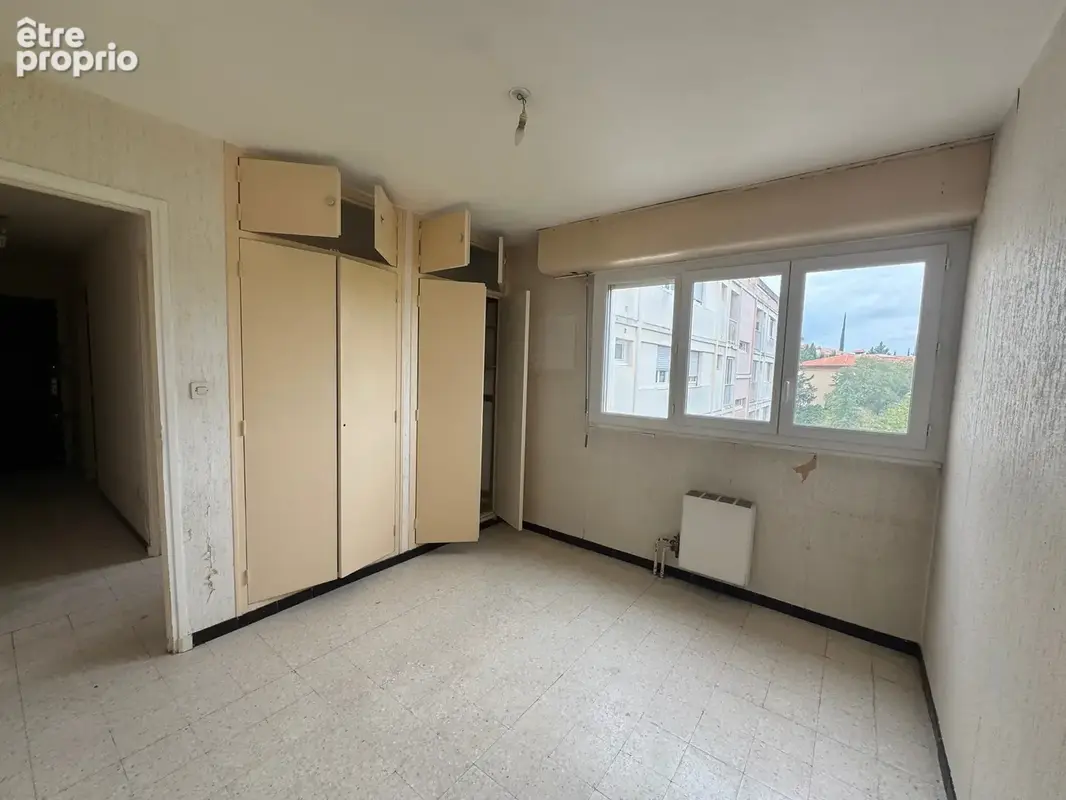Aix en Provence, EXCLU 'TOUR D'AYGOSI', Appartement T2 de 37m2, ascenseur + balcon + parking privatif - photo 6