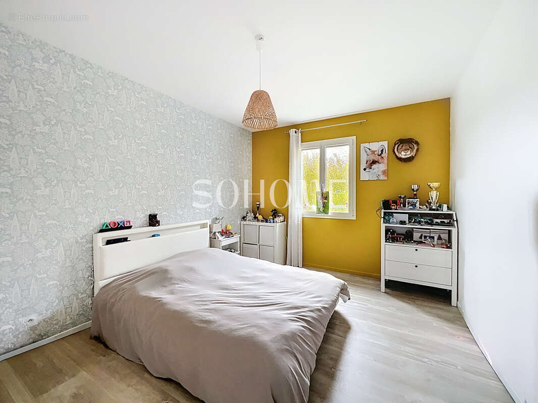 Maison à LES MAZURES